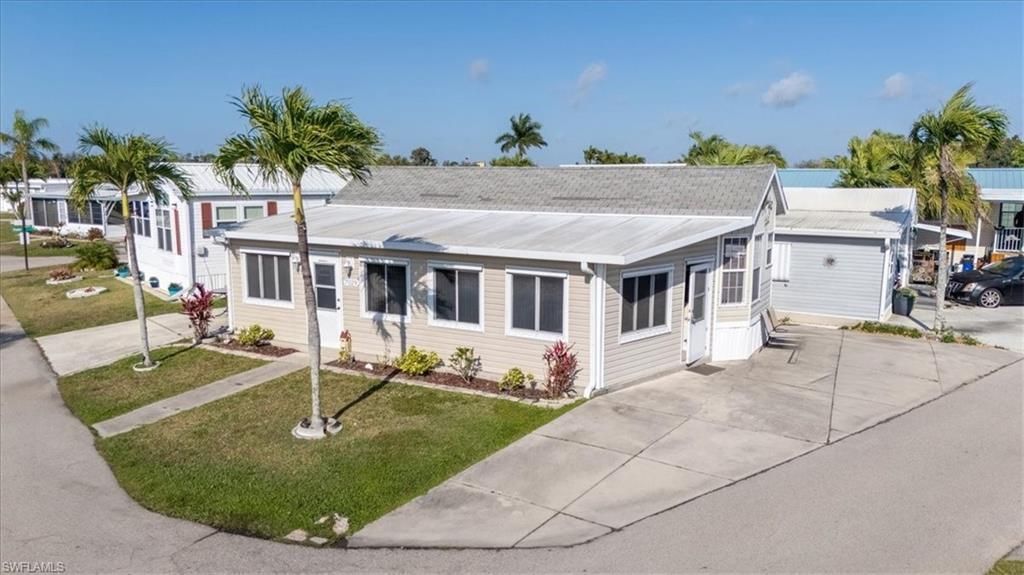 7029 Granada Lakes Dr, Fort Myers, FL 33967 Photo