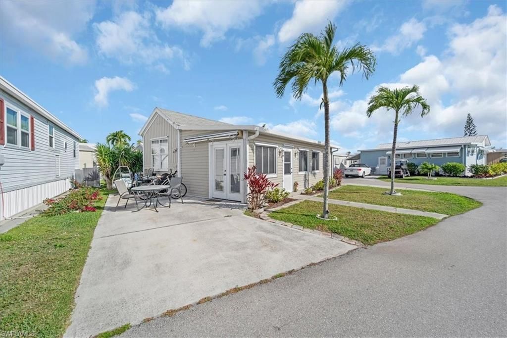 7029 Granada Lakes Dr, Fort Myers, FL 33967 Photo