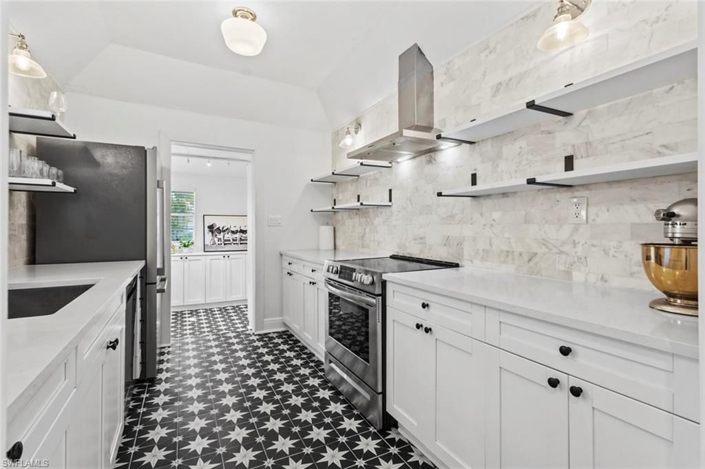 1414 Alhambra Dr , Fort Myers, FL 33901 Photo