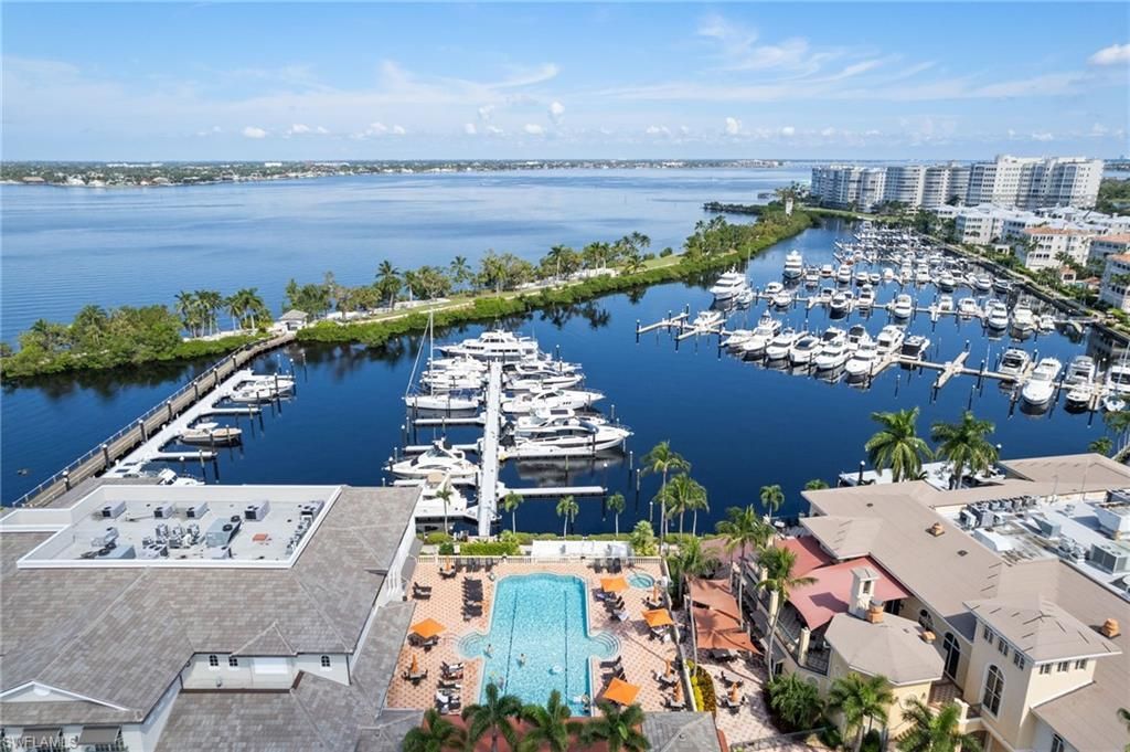 14250 Royal Harbour Ct, Unit 818, Fort Myers, FL 33908 Photo