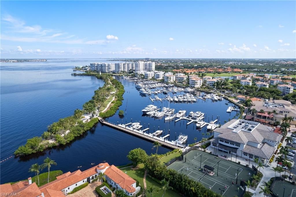 14250 Royal Harbour Ct, Unit 818, Fort Myers, FL 33908 Photo