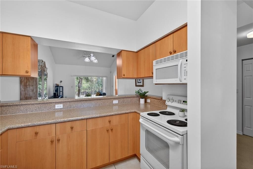 950 Hancock Creek South Blvd, Unit 124, Cape Coral, FL 33909 Photo