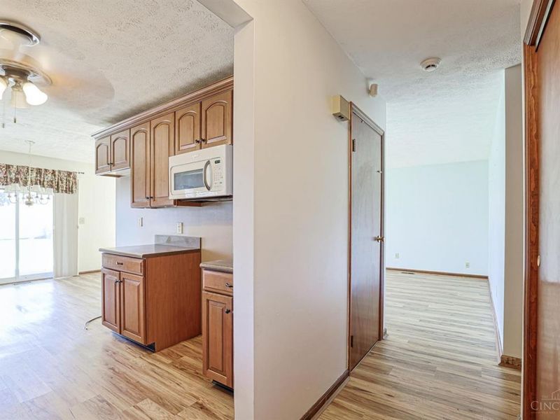 5665 River Road, Fairfield, OH 45014 Photo 4