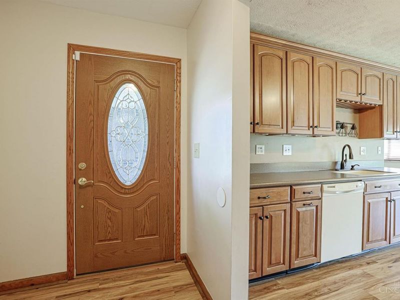 5665 River Road, Fairfield, OH 45014 Photo 5