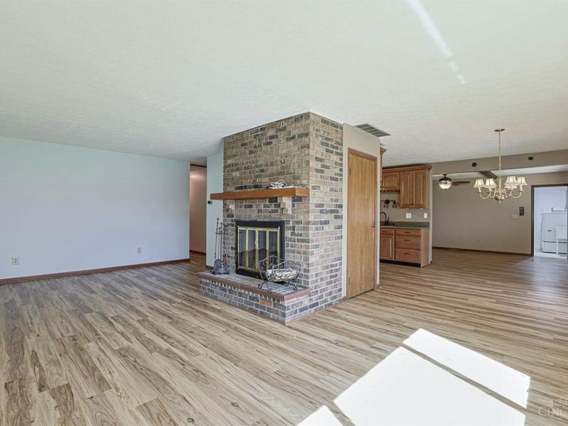 5665 River Road, Fairfield, OH 45014 Photo 8