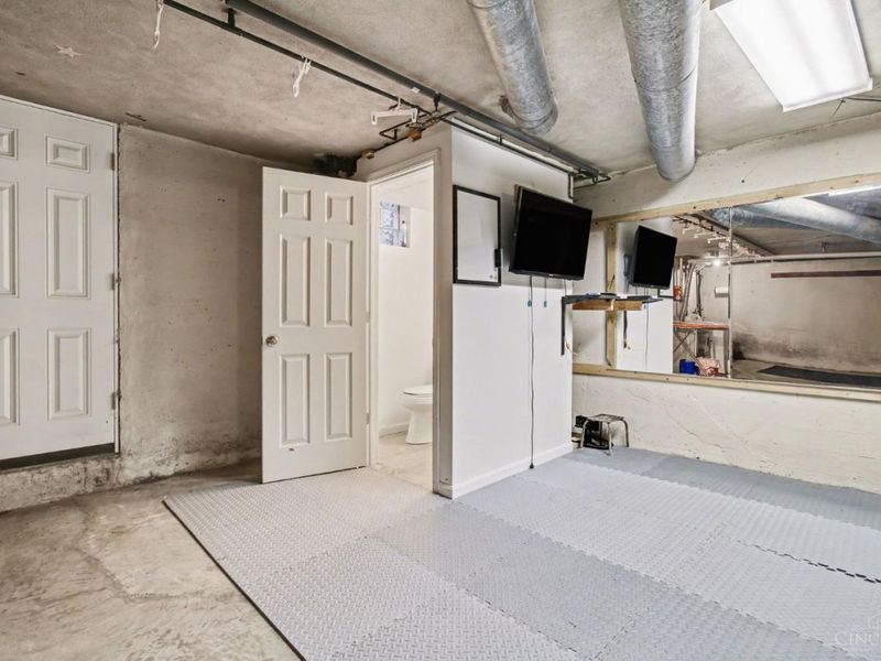 2938 Temple Avenue, Cincinnati, OH 45211 Photo 20