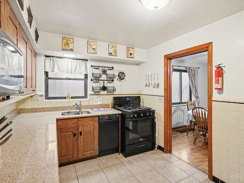 2938 Temple Avenue, Cincinnati, OH 45211 Photo 9