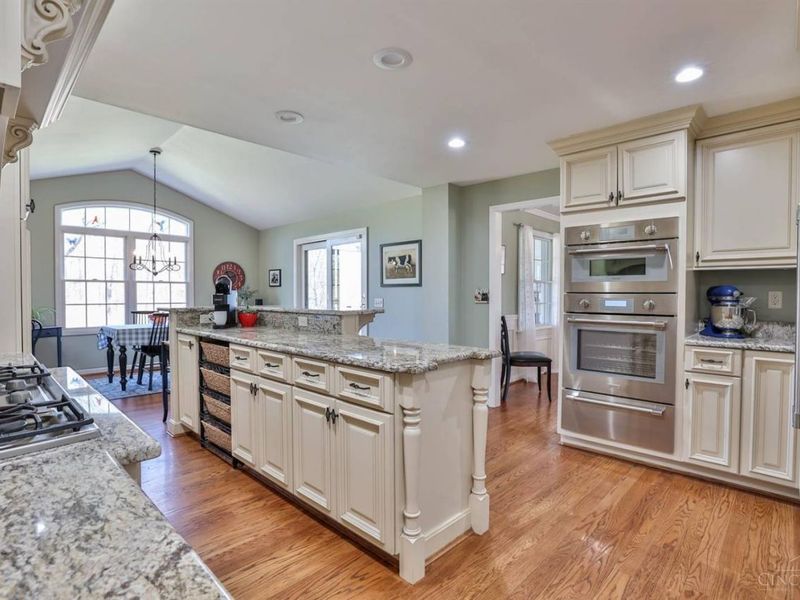 7708 Ahwenasa Lane, Indian Hill, OH 45243 Photo 20