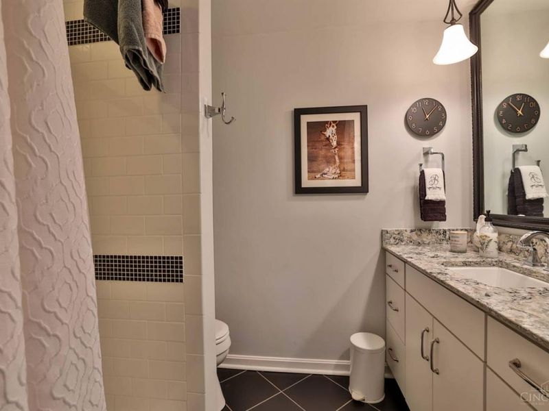 7708 Ahwenasa Lane, Indian Hill, OH 45243 Photo 43