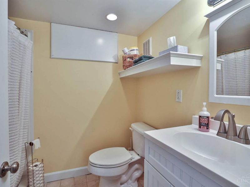 7708 Ahwenasa Lane, Indian Hill, OH 45243 Photo 44