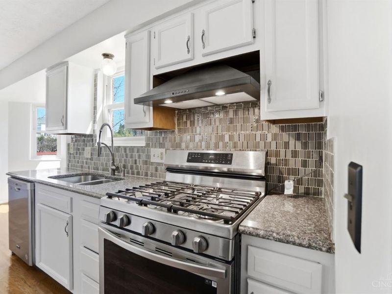 9032 Nottingham Way, Deerfield Twp., OH 45040 Photo 22