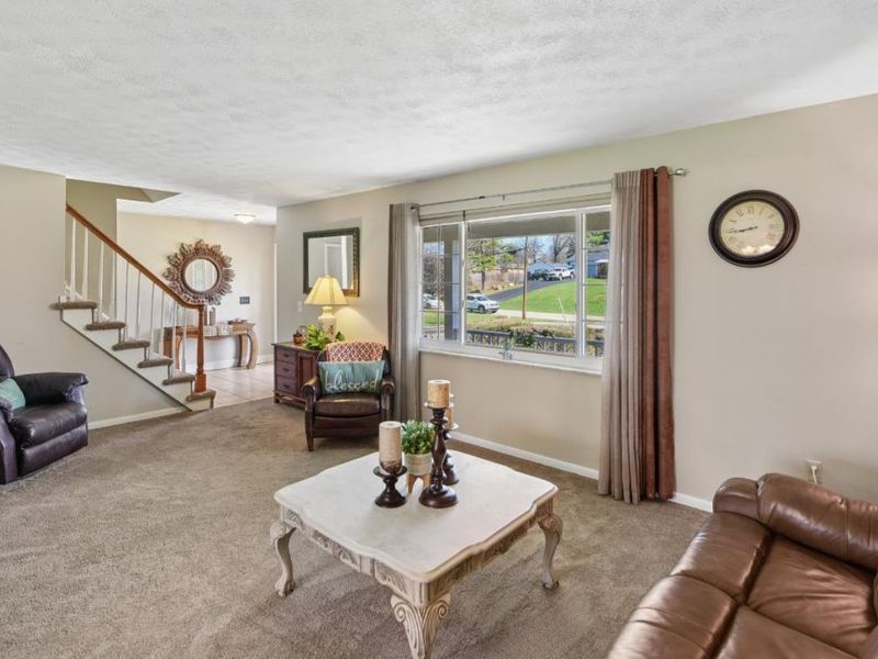 1052 Rainbow Trail, Miami Twp, OH 45150 Photo 5