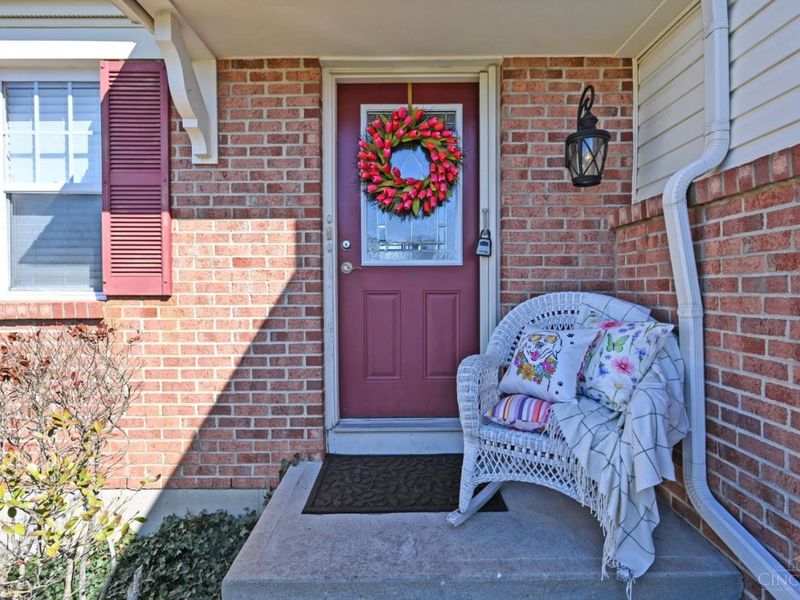 200 Lights Pointe Court, New Richmond, OH 45157 Photo 4