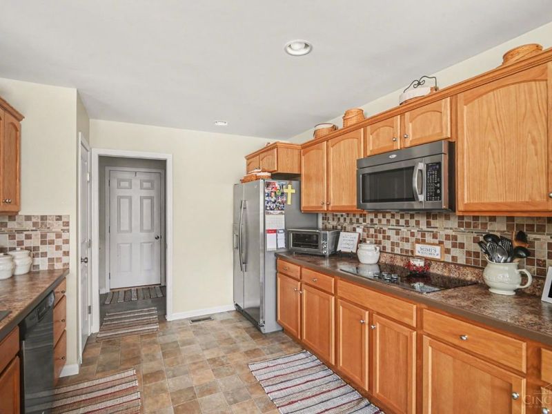 4616 Stablehand Drive, Batavia Twp, OH 45103 Photo 12