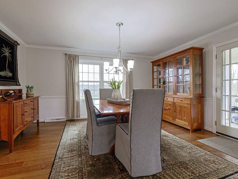 8000 Blome Road, Indian Hill, OH 45243 Photo 10