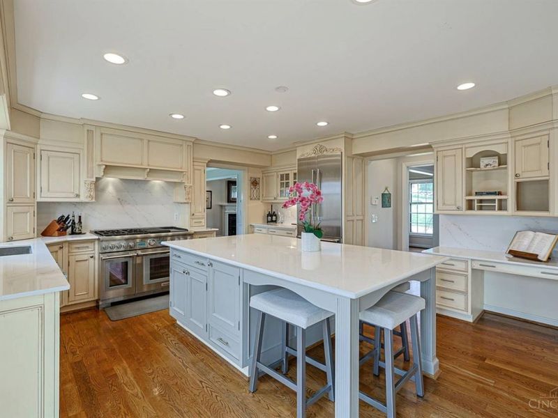 8000 Blome Road, Indian Hill, OH 45243 Photo 15