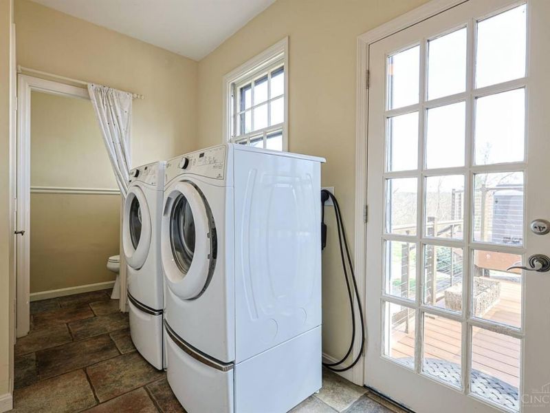 8000 Blome Road, Indian Hill, OH 45243 Photo 27