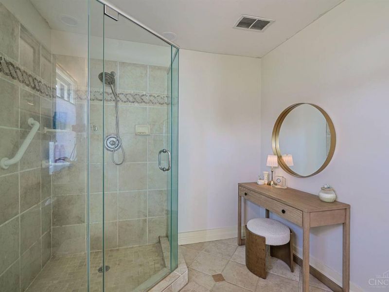 8000 Blome Road, Indian Hill, OH 45243 Photo 33