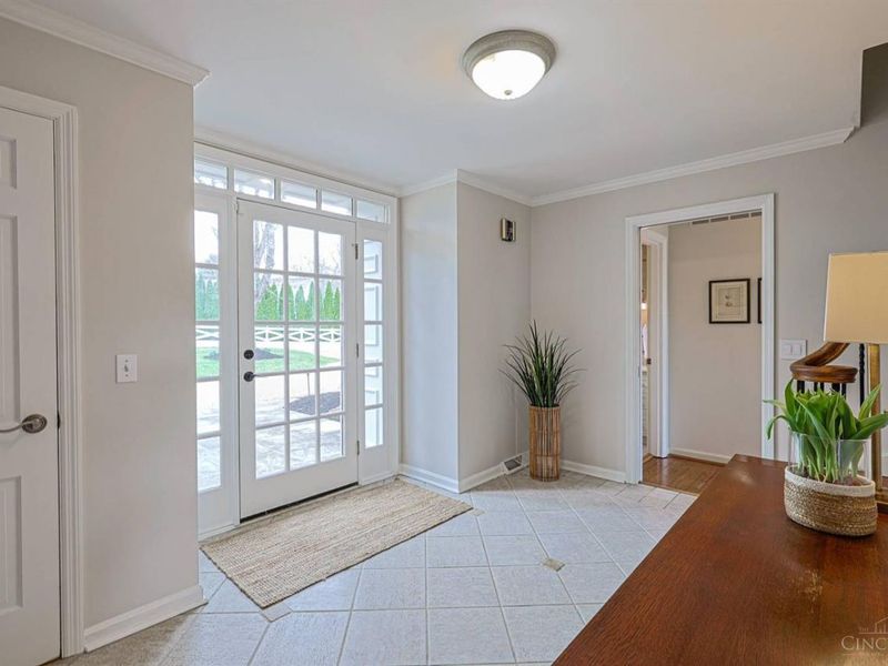 8000 Blome Road, Indian Hill, OH 45243 Photo 5