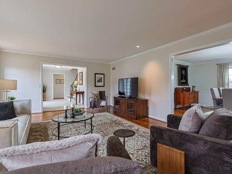 8000 Blome Road, Indian Hill, OH 45243 Photo 8