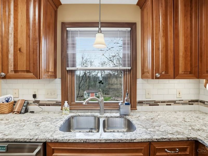 3852 Deerpath Lane, Miami Twp, OH 45248 Photo 14