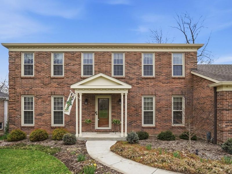 3852 Deerpath Lane, Miami Twp, OH 45248 Photo 2