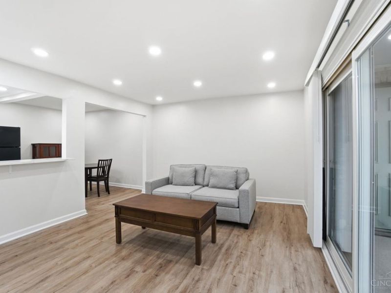 9750 Bunker Hill Lane, Unit 60, Montgomery, OH 45242 Photo 16