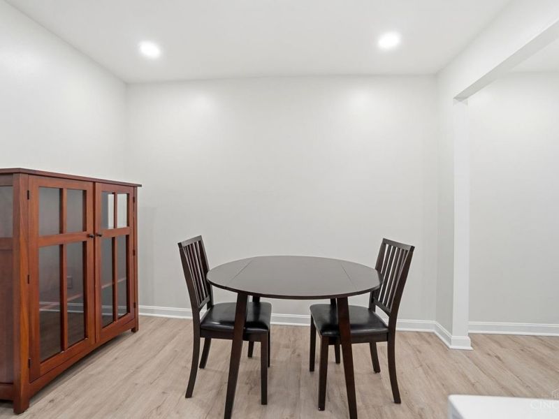 9750 Bunker Hill Lane, Unit 60, Montgomery, OH 45242 Photo 18