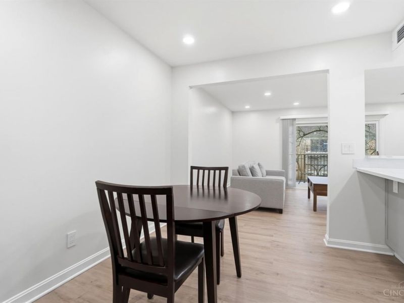 9750 Bunker Hill Lane, Unit 60, Montgomery, OH 45242 Photo 20