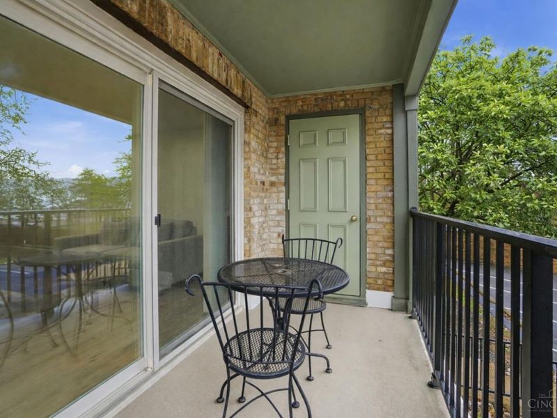 9750 Bunker Hill Lane, Unit 60, Montgomery, OH 45242 Photo 21