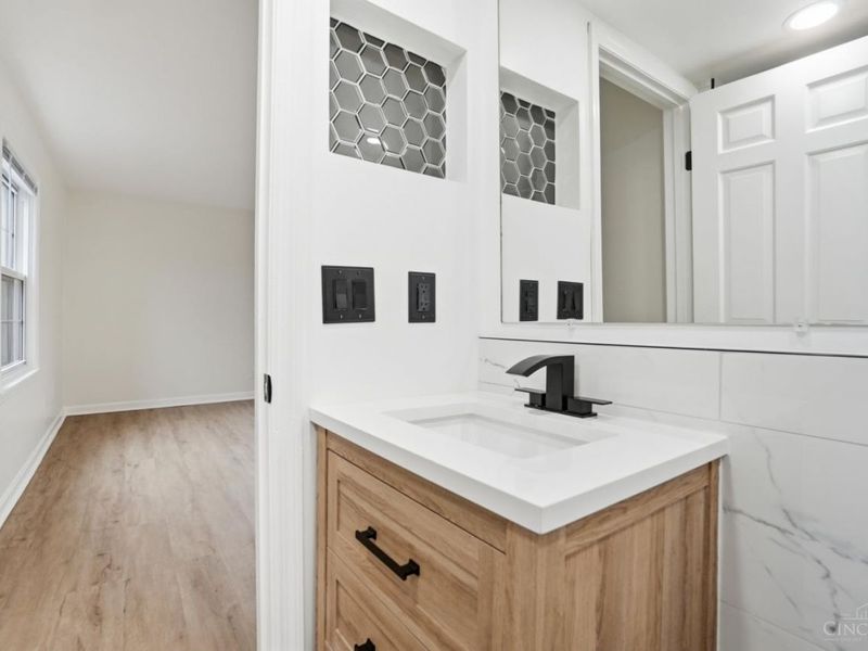 9750 Bunker Hill Lane, Unit 60, Montgomery, OH 45242 Photo 30