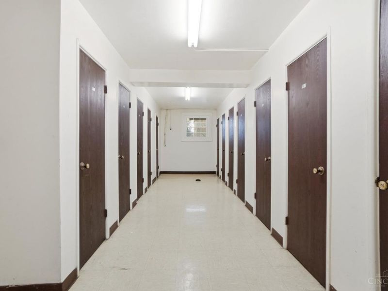 9750 Bunker Hill Lane, Unit 60, Montgomery, OH 45242 Photo 46