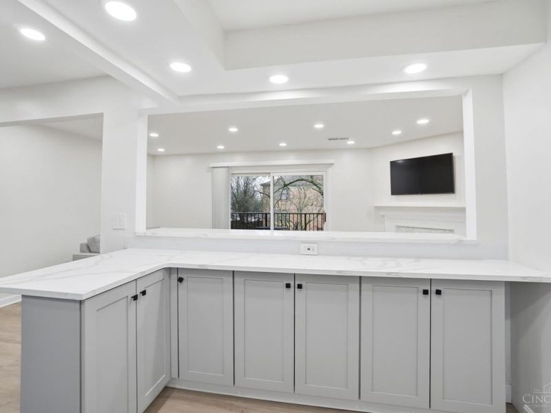 9750 Bunker Hill Lane, Unit 60, Montgomery, OH 45242 Photo 9