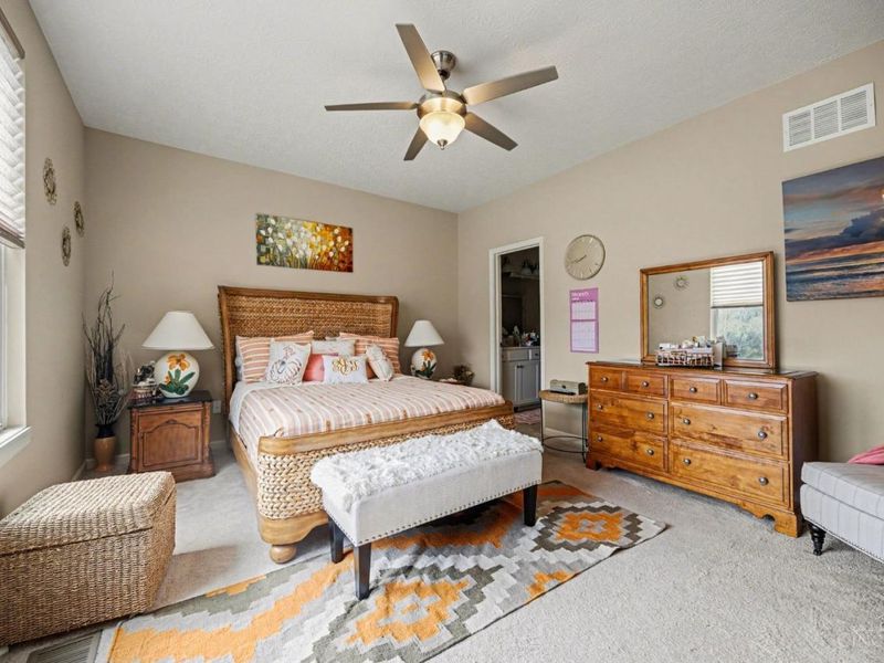 9370 Bridgecreek Drive, Springdale, OH 45231 Photo 13