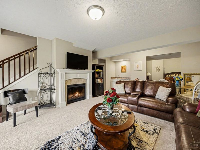 9370 Bridgecreek Drive, Springdale, OH 45231 Photo 19