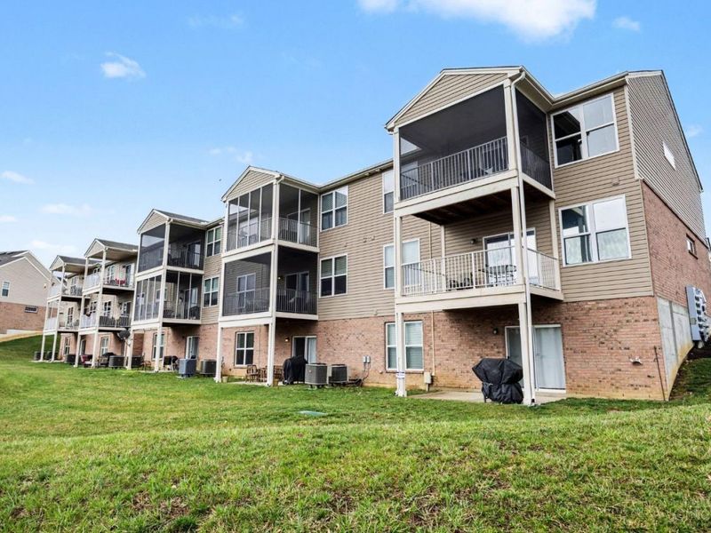 9370 Bridgecreek Drive, Springdale, OH 45231 Photo 29