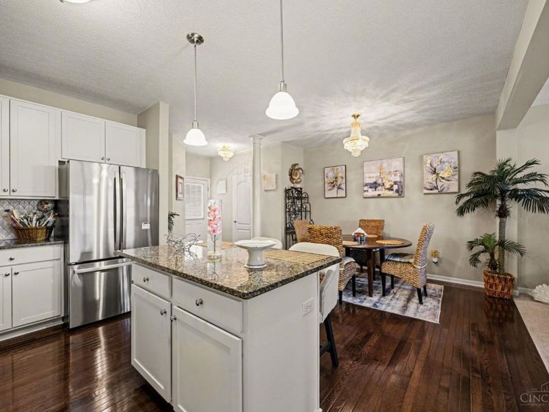 9370 Bridgecreek Drive, Springdale, OH 45231 Photo 9