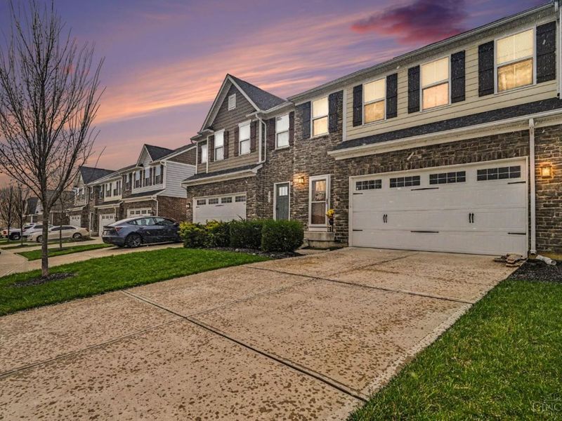 5937 Old Pebble Path, Liberty Township, OH 45044 Photo 1