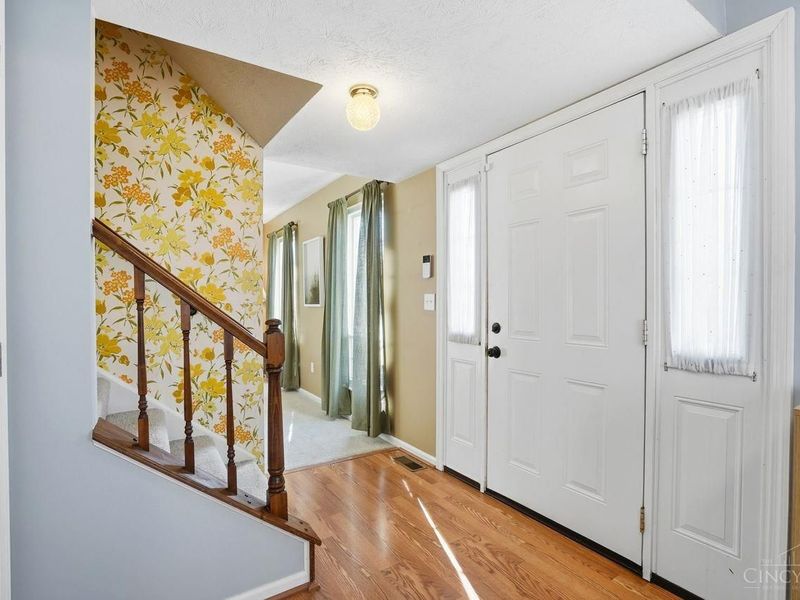 10850 Ponds Lane, Unit 6, Sycamore Township, OH 45242 Photo 4