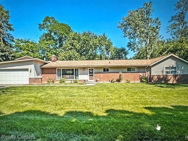 2851 Franklin Road, Bloomfield Hills, MI 48302