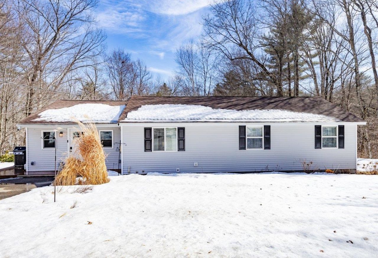 10 Richard Court, Raymond, NH 03077 Main Photo