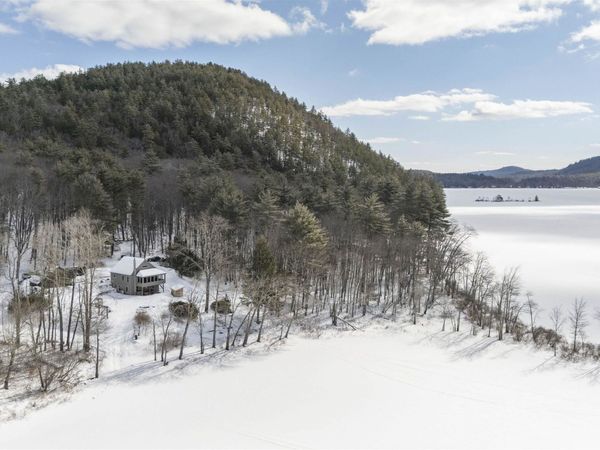 21 Crittenden Road, Bradford, NH 03221