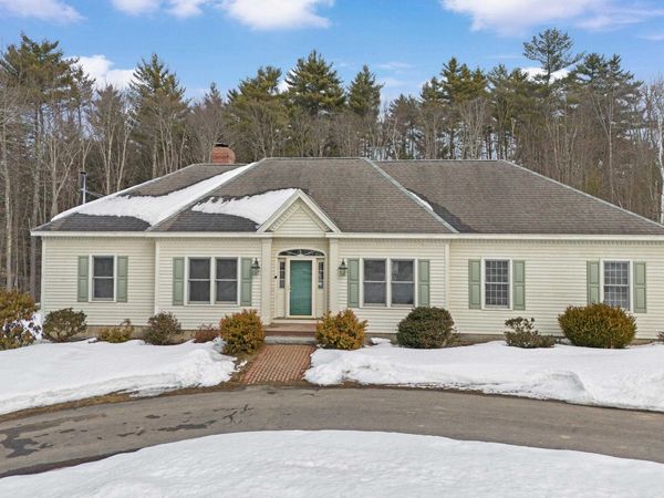 592 Page Road, Bow, NH 03304