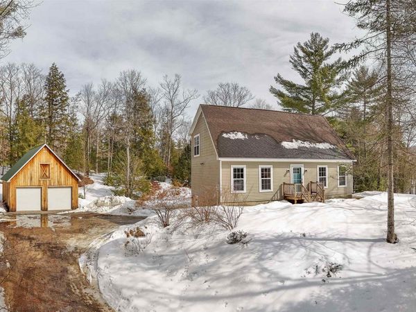 136 Stone Bridge Road, Wilmot, NH 03287