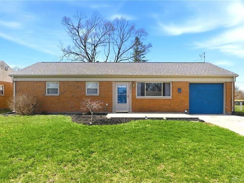 322 Lutz Drive, Englewood, OH 45322 Photo 1