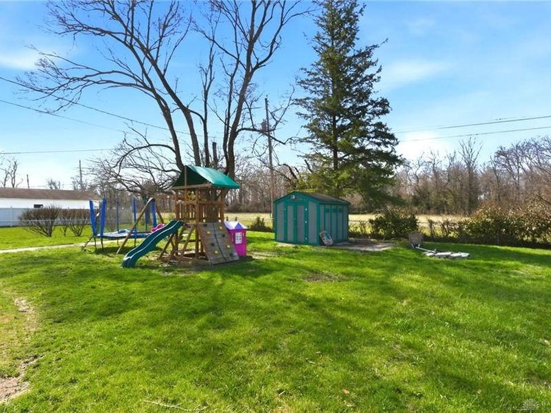 322 Lutz Drive, Englewood, OH 45322 Photo 22