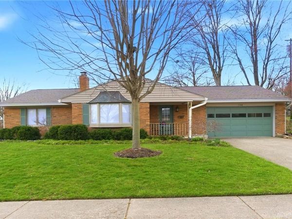 1108 Chateau Drive, Kettering, OH 45429