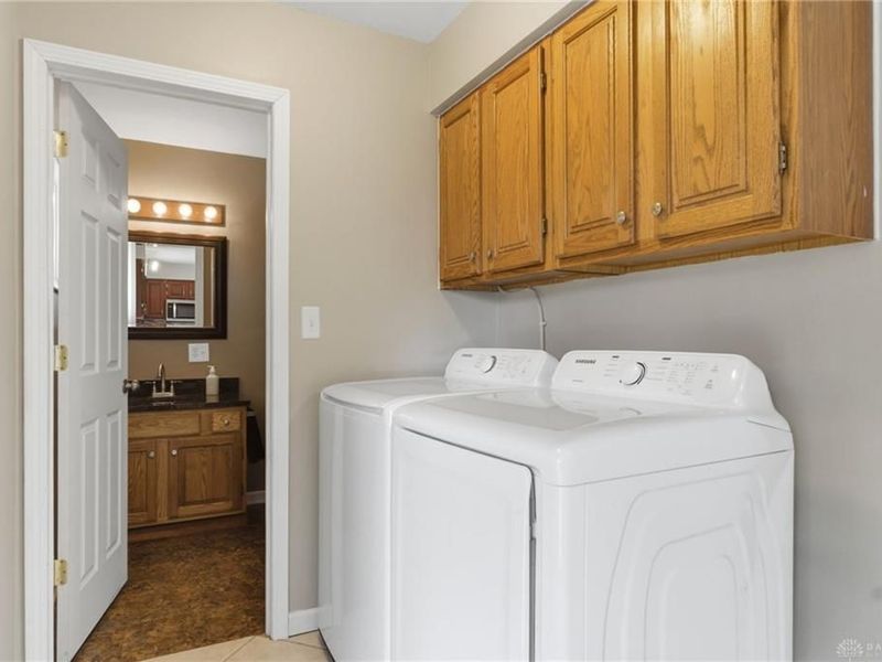 1108 Chateau Drive, Kettering, OH 45429 Photo 14