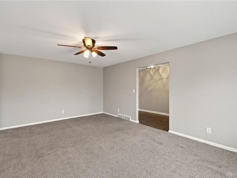 5713 Daphne Lane, Dayton, OH 45415 Photo 8