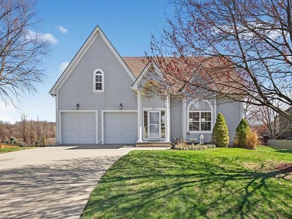 6212 NE 120th Street, Kansas City, MO 64166